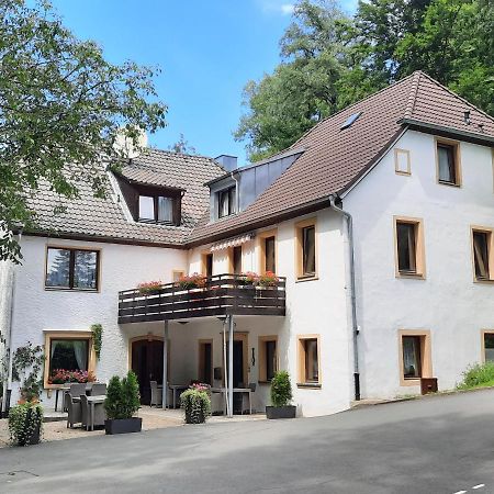 Hotel Pension Bluechersruh Бад-Бернекк-ім-Фіхтельґебірґе Екстер'єр фото