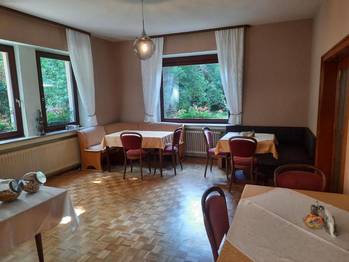 Hotel Pension Bluechersruh Бад-Бернекк-ім-Фіхтельґебірґе Екстер'єр фото