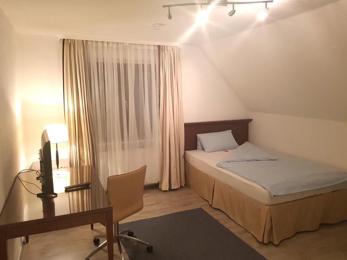 Hotel Pension Bluechersruh Бад-Бернекк-ім-Фіхтельґебірґе Екстер'єр фото