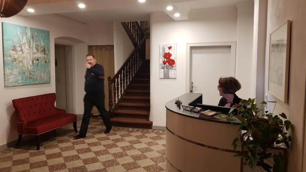 Hotel Pension Bluechersruh Бад-Бернекк-ім-Фіхтельґебірґе Екстер'єр фото