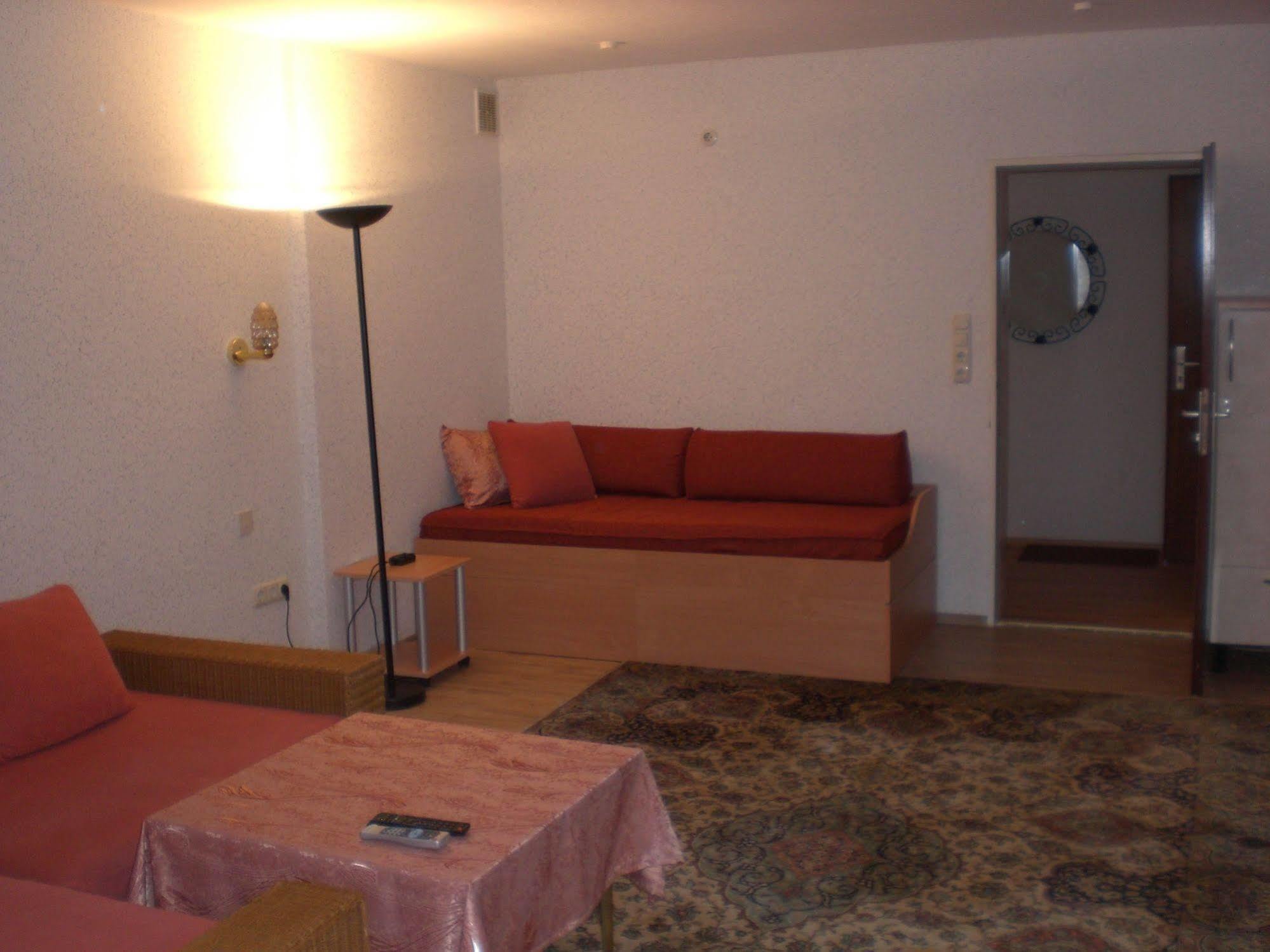 Hotel Pension Bluechersruh Бад-Бернекк-ім-Фіхтельґебірґе Екстер'єр фото